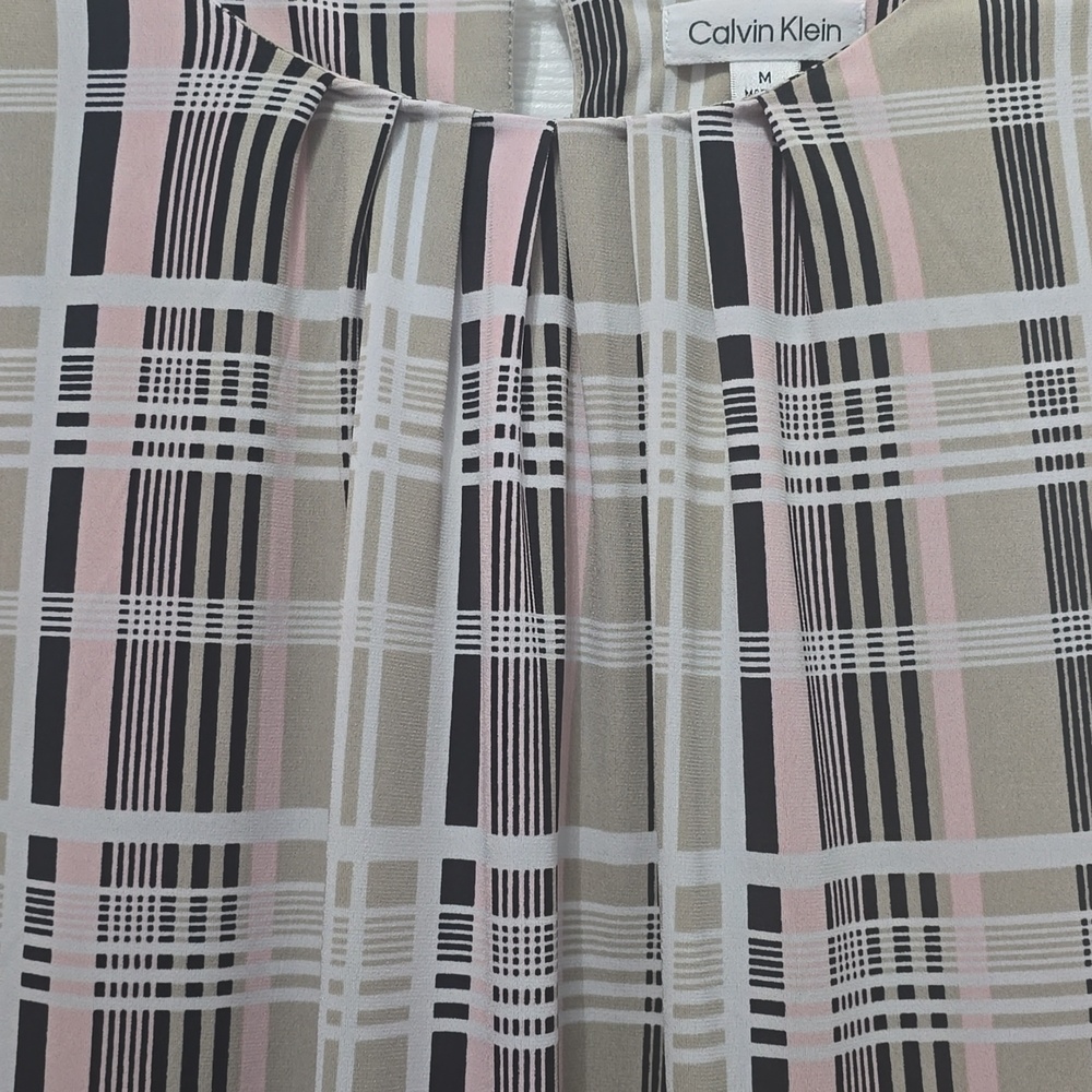 Calvin Klein Plaid Sleeveless Top - Picture 4 of 8